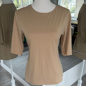 Worthington Tan Crew Neck Short Sleeve Top